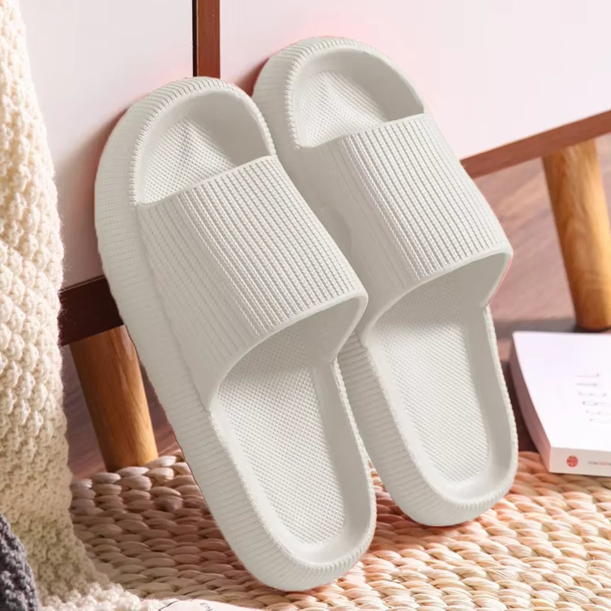 Cloud Cushion Slippers